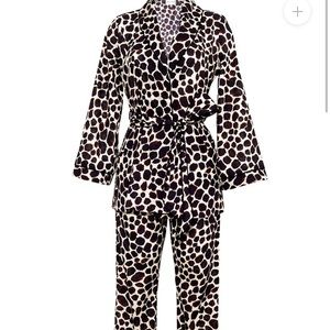 Cara Cara Pellicano Loung Set